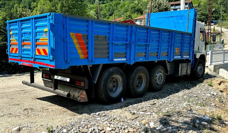 Ford Cargo 3227 S 2003 model dolu