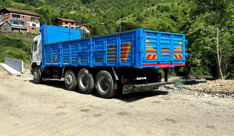 Ford Cargo 3227 S 2003 model dolu